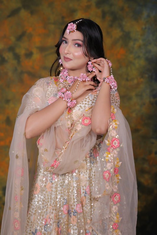 Floral Bridal &middot; Mehndi & Haldi