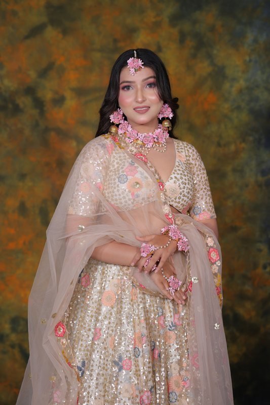 Haldi & Mehndi &middot; Festive Floral Radiance