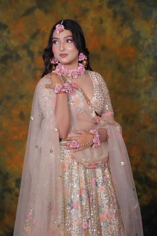 Haldi & Mehndi &middot; Festive Floral Radiance