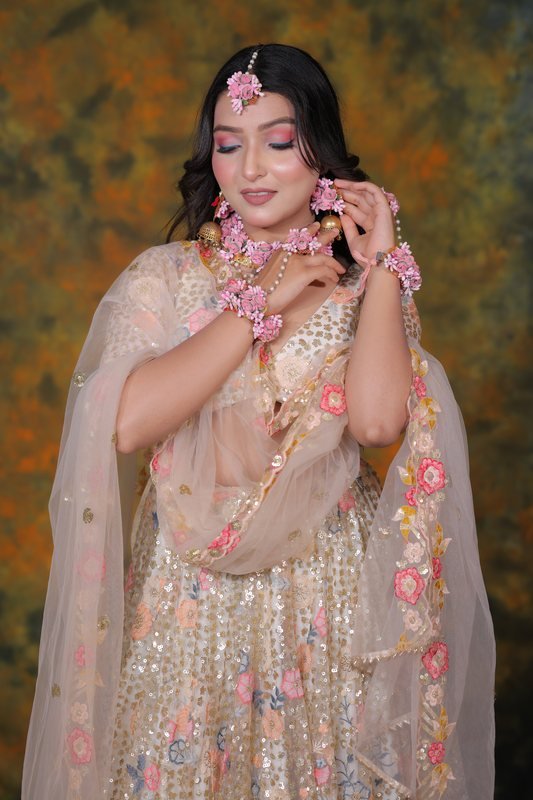 Haldi & Mehndi &middot; Festive Floral Radiance
